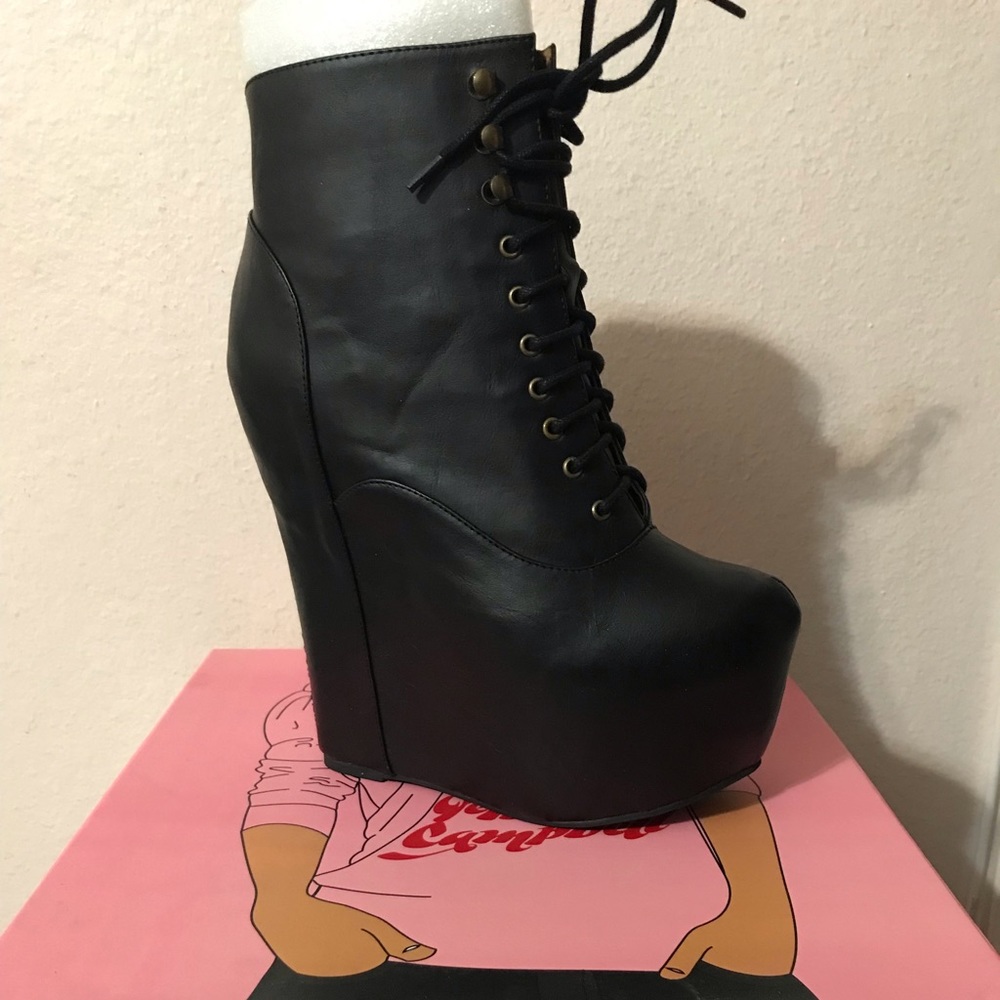 (SOLD) Jeffrey Campbell Damsel